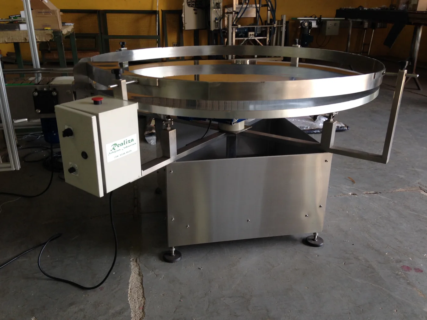 Mesa acumuladora — equipamento Milli
